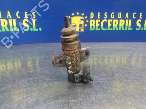 Used Clutch slave cylinder NISSAN TERRANO II (R20) 2.7 TDi 4WD (125 hp) 14018565