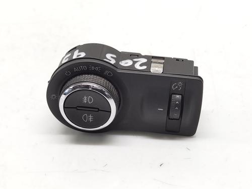 Lichtschalter für OPEL ASTRA J Sports Tourer (P10) 1.4 Turbo (35) (140 hp) 31331374