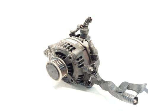 Used Alternator TOYOTA AVENSIS (_T25_) 2.0 D-4D (CDT250_, CDT250R) (116 hp) 27038901