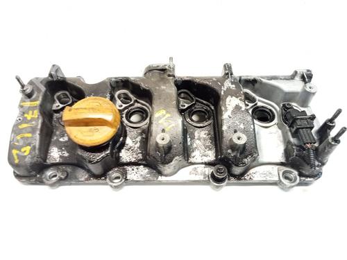 Used Valve cover CHEVROLET CAPTIVA (C100, C140) 2.0 D 4WD (150 hp) 27468854