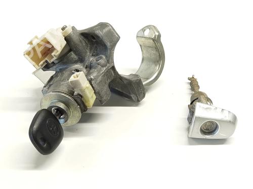 Used Electronic module TOYOTA AURIS (_E15_) [2006-2012]  16889463