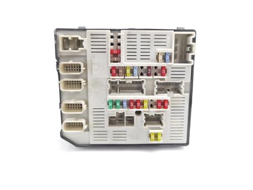 Used Fuse box RENAULT LAGUNA III (BT0/1) 2.0 dCi (BT07, BT0J, BT14, BT1A, BT1S) (131 hp) 13923900