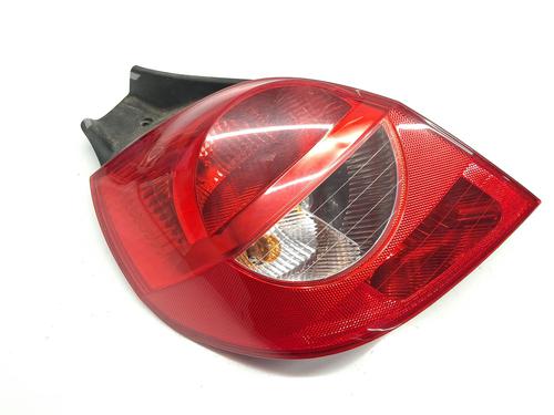 left-taillight-renault-clio-iii-br01-cr01-2005-2006-2007-2008-2009-2010-2011-2012-2013-2014-32424406 main image