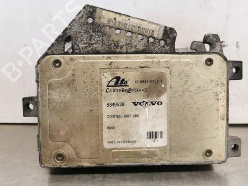 Used Engine control unit (ECU) VOLVO 850 Estate (855) [1992-1997]  8466640