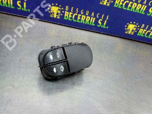 Used Left front window switch Left front window switch FORD FOCUS I (DAW, DBW) 1.6 16V (100 hp) 8447526 8447526