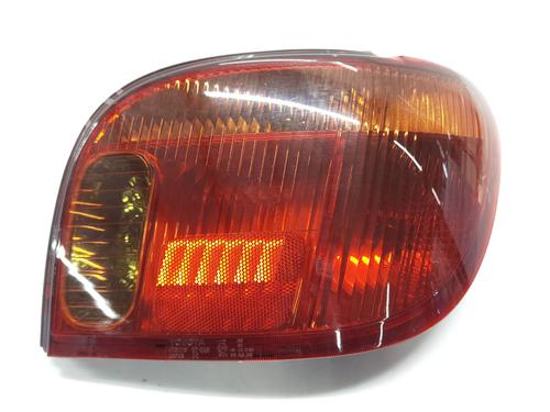 Used Right taillight TOYOTA YARIS (_P1_) 1.4 D-4D (NLP10_, NLP10R) (75 hp) 30566312