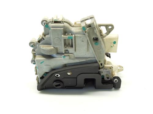 Rear left lock AUDI A4 B8 (8K2) 2.0 TDI | BP25986434C100 