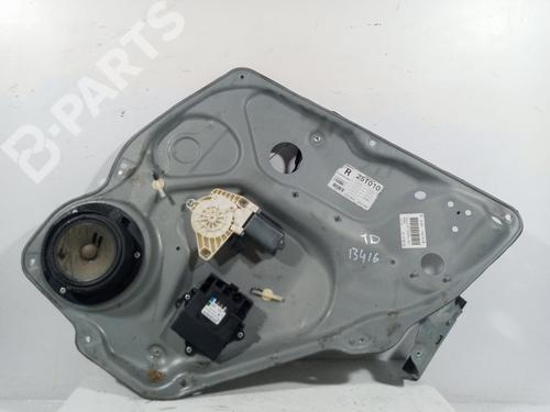 Used Rear right window mechanism Rear right window mechanism MERCEDES-BENZ B-CLASS Sports Tourer (W245) B 150 (245.231) (95 hp) 8635952 8635952