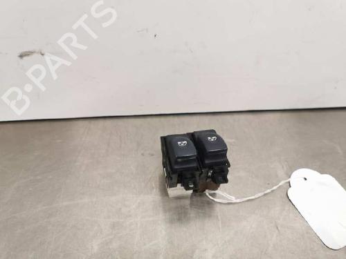 Used Left front window switch RENAULT ESPACE III (JE0_) 2.0 16V (JE0N, JE0L, JE02) (140 hp) 8463619