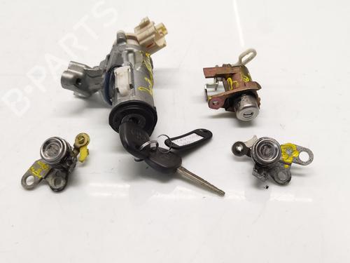 Elektronik Modul für TOYOTA YARIS (_P1_) 1.4 D-4D (NLP10_, NLP10R) (75 hp) 30564053