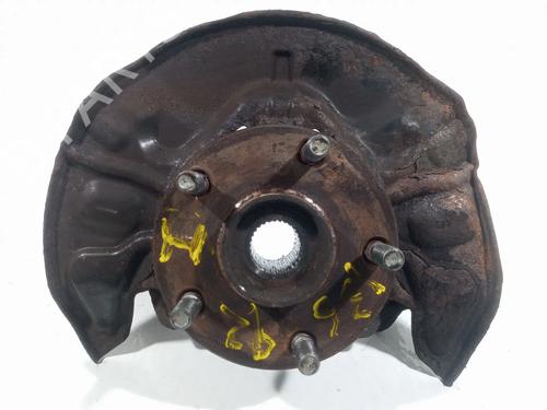 Used Left front steering knuckle TOYOTA AVENSIS Estate (_T25_) 2.2 D-4D (ADT251_, ADT251R) (150 hp) 8613144