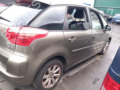 Fuse box CITROËN C4 Picasso I MPV (UD_) 1.6 HDi | BP30125326E1