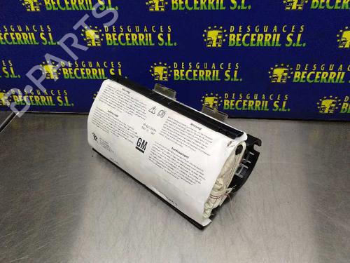 Used Passenger airbag OPEL ZAFIRA / ZAFIRA FAMILY B (A05) 1.9 CDTI (M75) (120 hp) 8437082