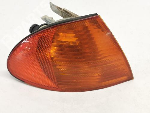 Used Right front indicator Right front indicator BMW 3 (E46) 320 d (136 hp) 10153258 10153258
