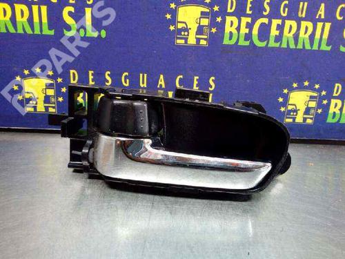 Used Front left interior door handle Front left interior door handle SUZUKI GRAND VITARA II (JT, TE, TD) 1.9 DDiS All-wheel Drive (JT419, TD44, JB419WD, JB419XD,... (129 hp) 8440685 8440685