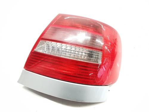 Farolim direito Farolim direito AUDI A4 B5 (8D2) S4 quattro (265 hp) 36377730 36377730