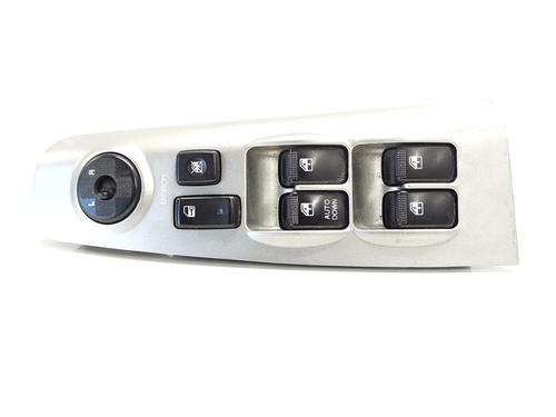 Used Left front window switch KIA SPORTAGE II (JE_, KM_) [2004-2011]  19654639