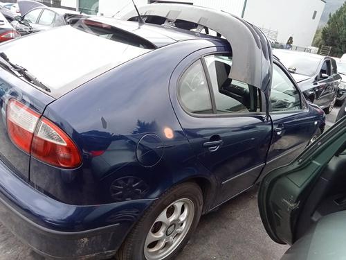 Left mirror SEAT LEON (1M1)  | BP20666767C26 