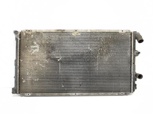 Used Water radiator Water radiator 37494290 37494290