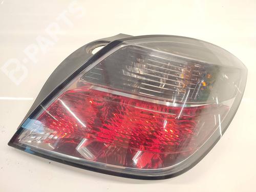 Used Right taillight Right taillight OPEL ASTRA H GTC (A04) 1.9 CDTi 16V (L08) (120 hp) 11040401 11040401