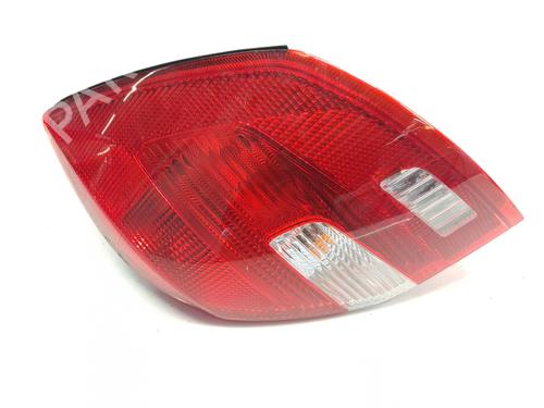 right-taillight-skoda-fabia-ii-542-2006-2007-2008-2009-2010-2011-2012-2013-2014-32440754 main image