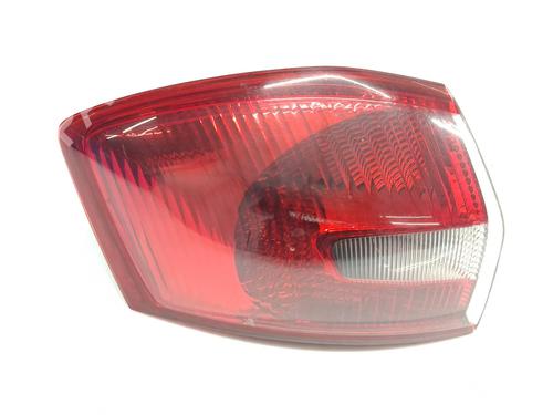left-taillight-ford-kuga-i-2008-2009-2010-2011-2012-32520313 main image
