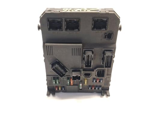 Used Fuse box CITROËN C2 (JM_) 1.1 (60 hp) 28539712