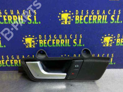 Used Front left interior door handle Front left interior door handle AUDI A4 B6 (8E2) 1.9 TDI (130 hp) 8445458 8445458