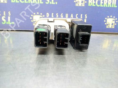 Switch KIA SPORTAGE II (JE_, KM_)  | BP14017491I30 