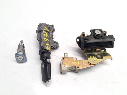 Elektronisk modul SKODA OCTAVIA I (1U2) 1.9 TDI (110 hp) 32449695