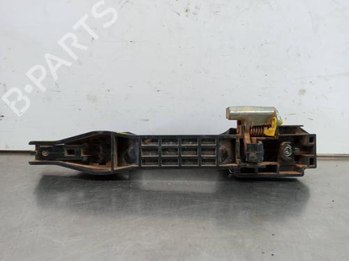 Højre bagtil udvendigt håndtag MITSUBISHI L200 / TRITON (KA_T, KB_T) 2.5 DI-D 4WD (KB4T) | BP8464306C130 