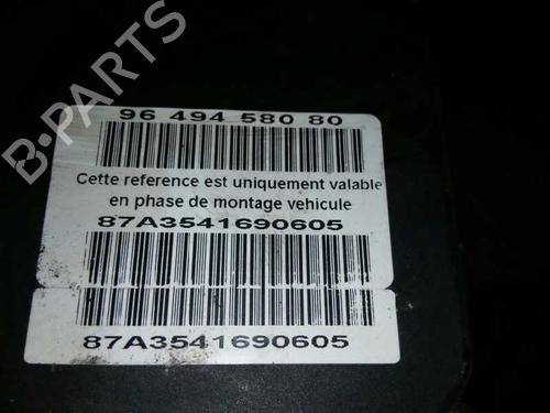 Used ABS pump PEUGEOT 307 Break (3E) 2.0 (136 hp) 8427232