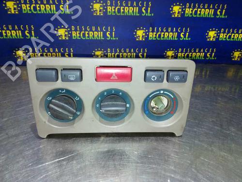 Used Climate control LAND ROVER FREELANDER I (L314) 2.0 DI 4x4 (98 hp) 8429222