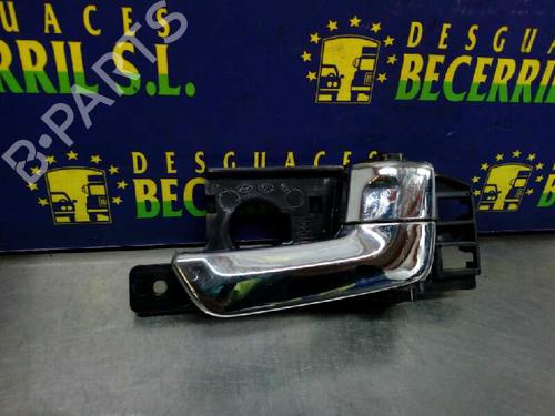 Used Front right interior door handle KIA SPORTAGE II (JE_, KM_) [2004-2011]  8444637