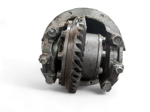 Used Front differential SUZUKI SAMURAI Closed Off-Road Vehicle (SJ_) [1984-2004]  19653985