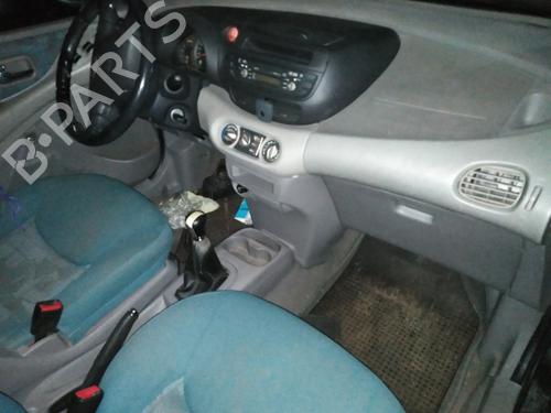Left front window switch NISSAN ALMERA TINO (V10)  | BP8470258I27 