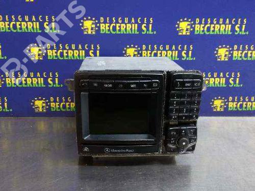 radio-mercedes-benz-s-class-w220-s-500-220075-220175-220875-2208203489-1998-1999-2000-2001-2002-2003-2004-2005-8445742 main image