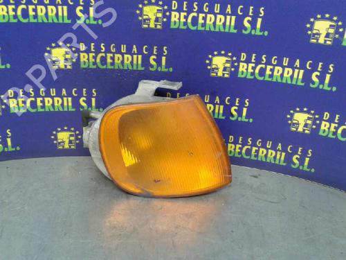 Used Right front indicator VW POLO CLASSIC (86C, 80) [1985-1994]  8433988