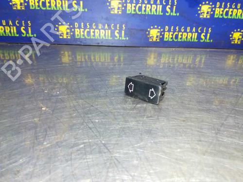 Used Left front window switch CITROËN SAXO (S0, S1) [1996-2004]  8425321