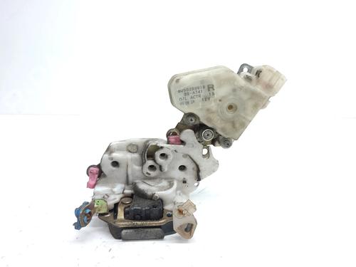 Used Front right lock NISSAN ALMERA I (N15) 2.0 D (75 hp) 9828842