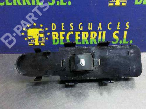 Used Right front window switch Right front window switch CITROËN C4 I (LC_) 1.4 16V (88 hp) 8442600 8442600