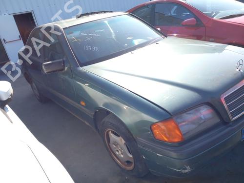 Brugte MERCEDES-BENZ C-CLASS (W202)  C 180 (202.018)  4774277