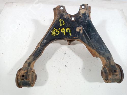 Used Right front suspension arm MITSUBISHI L200 / TRITON (KA_T, KB_T) 2.5 DI-D 4WD (KB4T) (136 hp) 8475319
