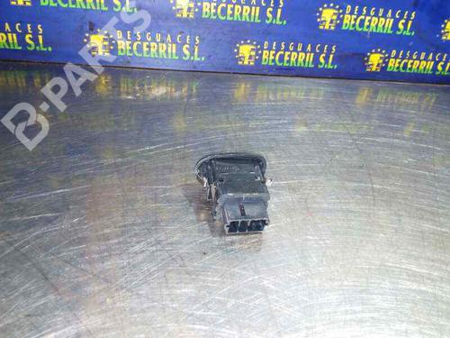 right-rear-window-switch-peugeot-406-8b-20-hdi-110-1995-1996-1997-1998-1999-2000-2001-2002-2003-2004-2005-8426883 main image
