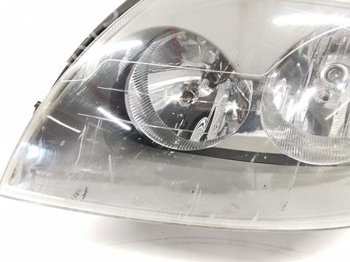 Left headlight RENAULT CLIO II (BB_, CB_) 1.2 16V (BB05, BB0W, BB11, BB27, BB2T, BB2U, BB2V, CB05,... | BP29501457C28 