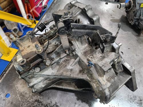 Used Gearbox HYUNDAI SANTA FÉ I (SM) 2.0 CRDi (113 hp) 17990685
