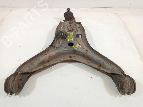 Used Right front suspension arm AUDI 80 B1 Saloon (80, 82) 1.6 GTE (110 hp) 8474975
