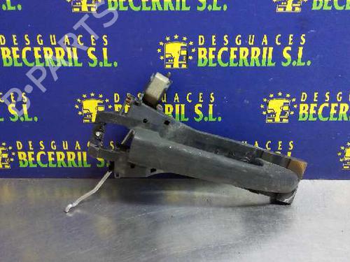 Used Front left exterior door handle MERCEDES-BENZ A-CLASS (W168) A 170 CDI (168.008) (90 hp) 8445790