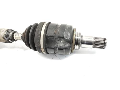 Left front driveshaft TOYOTA COROLLA Verso (ZER_, ZZE12_, R1_) 2.2 D-4D (AUR10_, AUR10R) | BP30900657M38