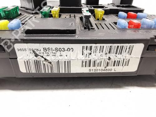 Fuse box PEUGEOT 407 SW (6E_, 6D_) 2.0 HDi 135 | BP30173216E1